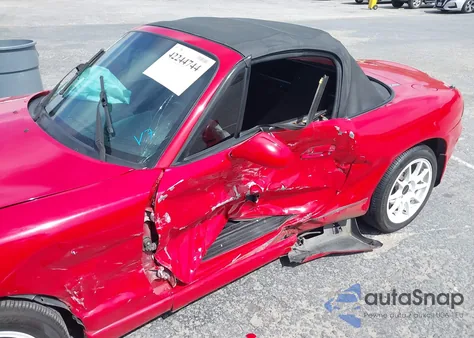 2000 Mazda Mx-5 Miata Ls/Special Edition z USA, uszkodzony, nr VIN JM1NB3536Y0146578